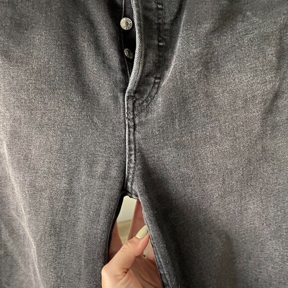 Re/Done 70s Black High-Rise Stove Pipe Jeans in Washed Noir Size 27 - Picture 7 of 10